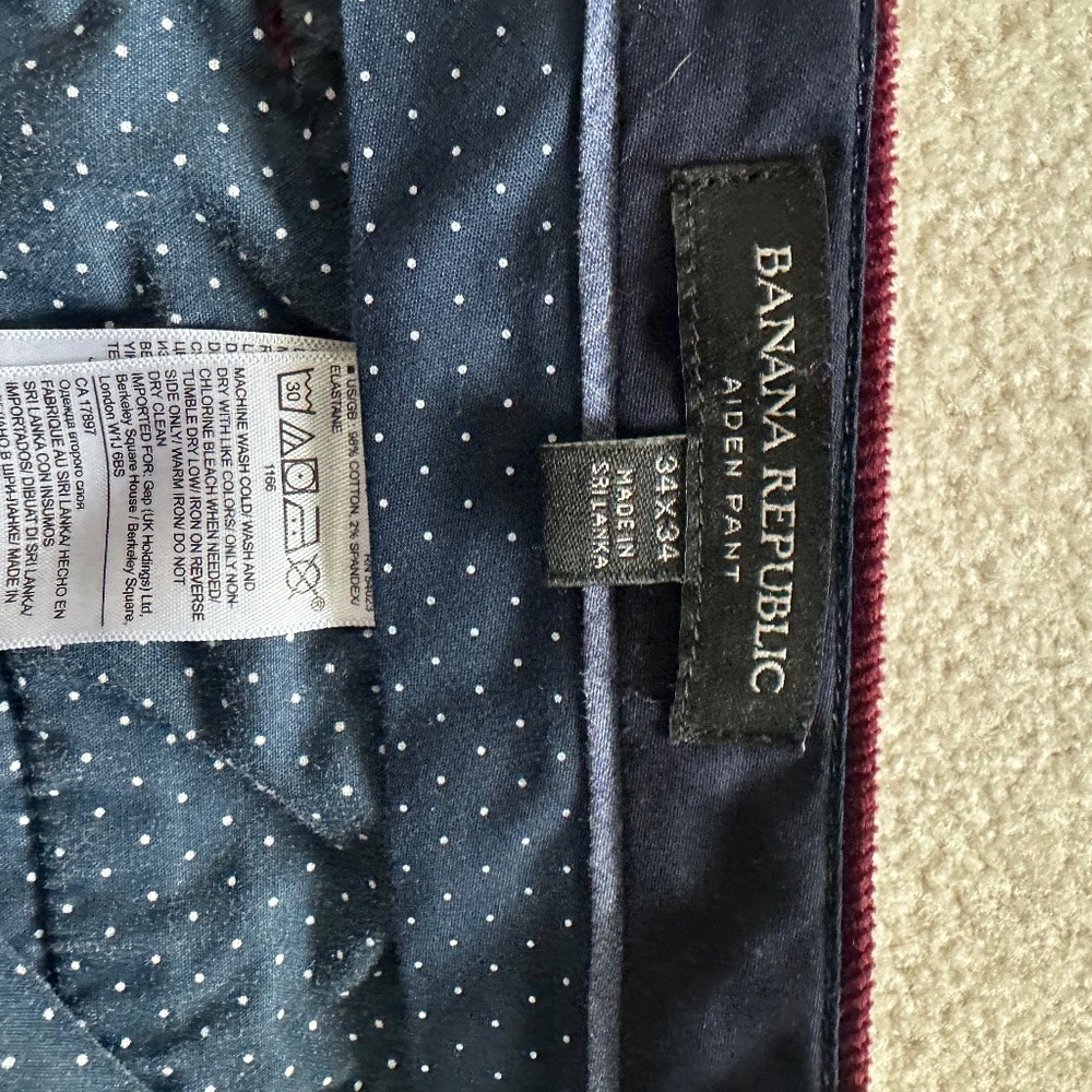 Banana Republic Men’s Courduroy Pants